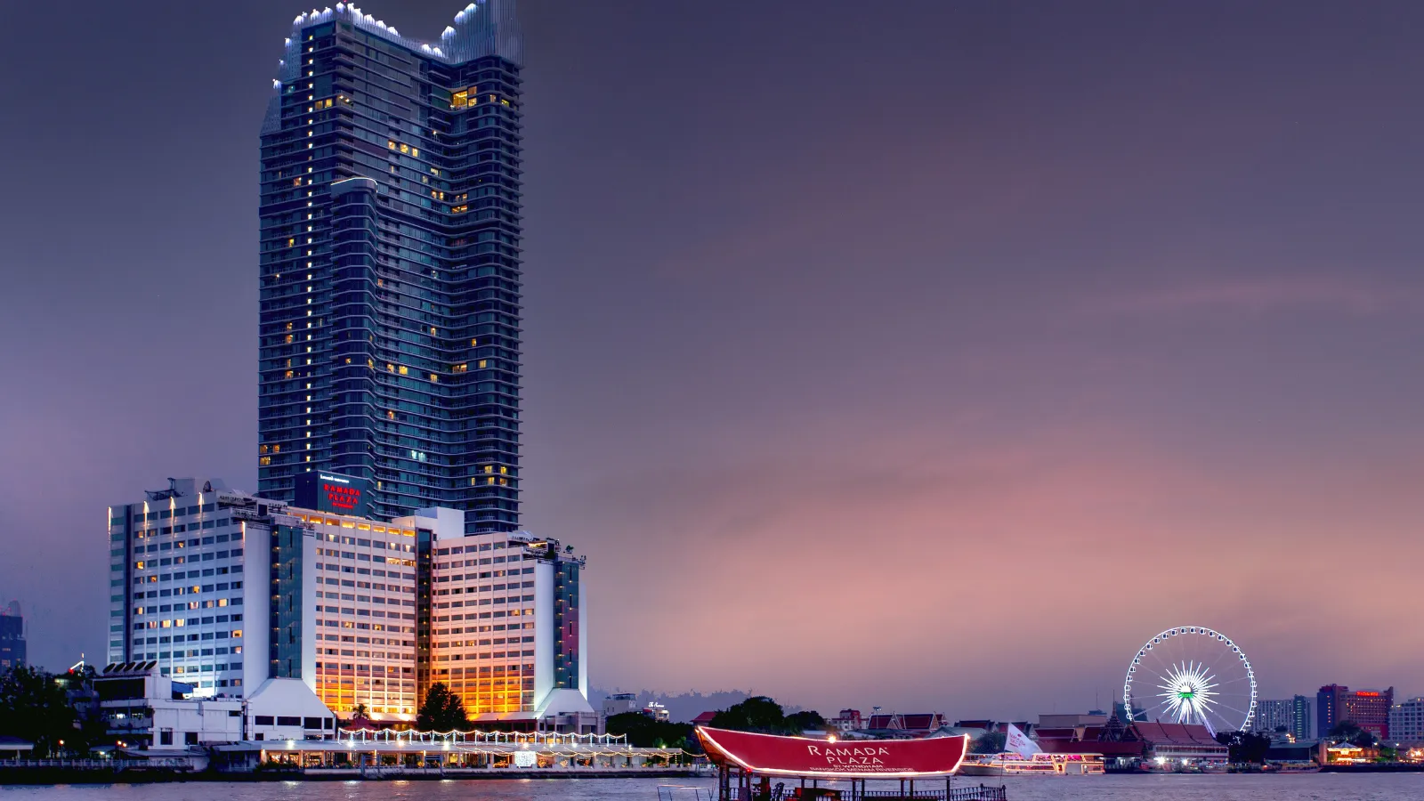 Ramada Plaza by Wyndham Bangkok Menam Riverside