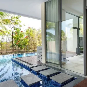 R&F Bay Three-Bedroom Villa