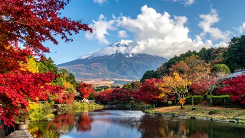 Autumn in Japan: Best Fall Foliage + Hot Spring Destinations